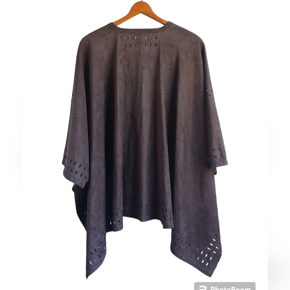 Soft Surroundings Faux Suede Laser Cut Poncho Kimono Shawl - One Size Boho Style - Picture 8 of 13